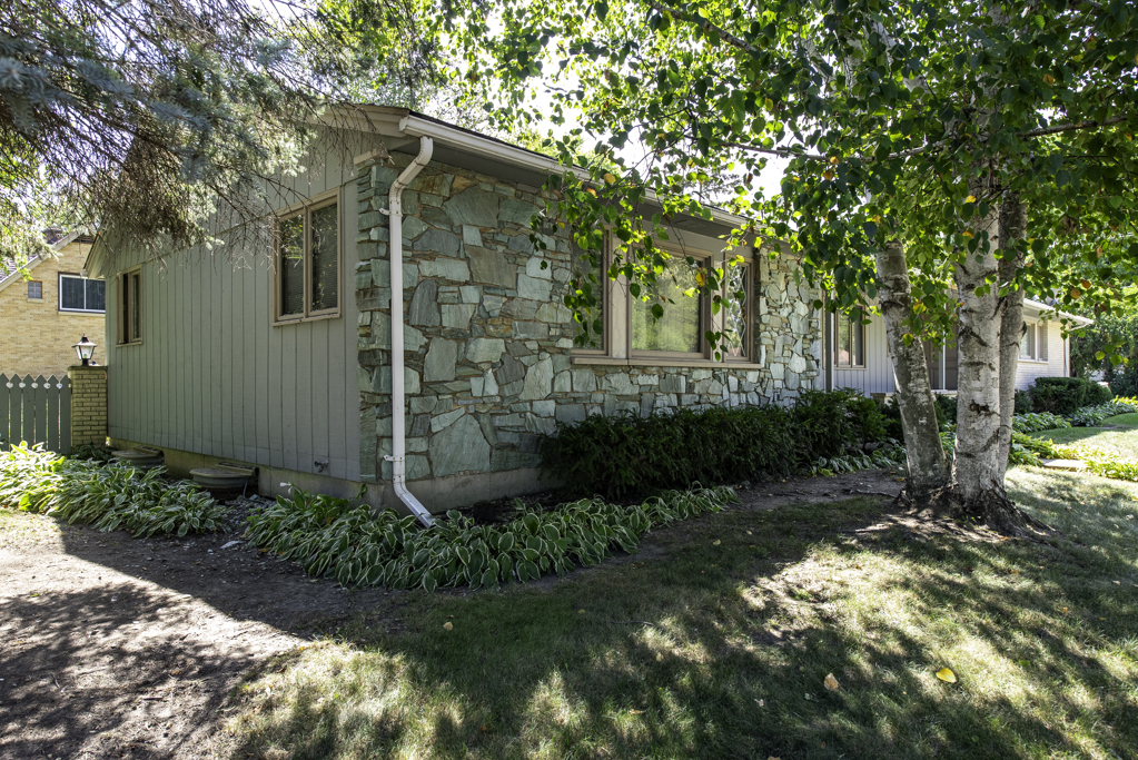 2900 Bethel Boulevard, Zion, IL 60099