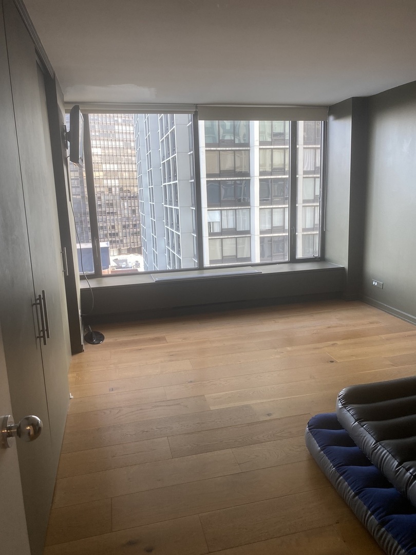 5455 N Sheridan Road #1006, Chicago, IL 60640