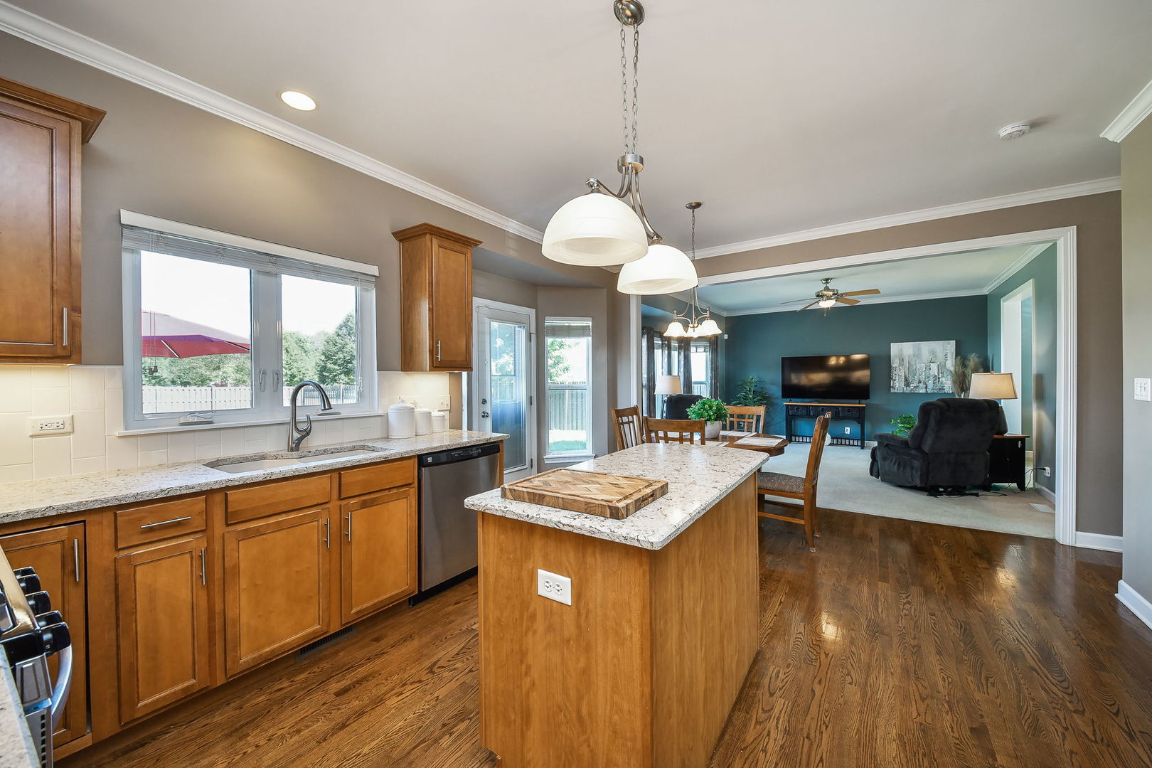 3347 Caledonia Drive, Yorkville, IL 60560