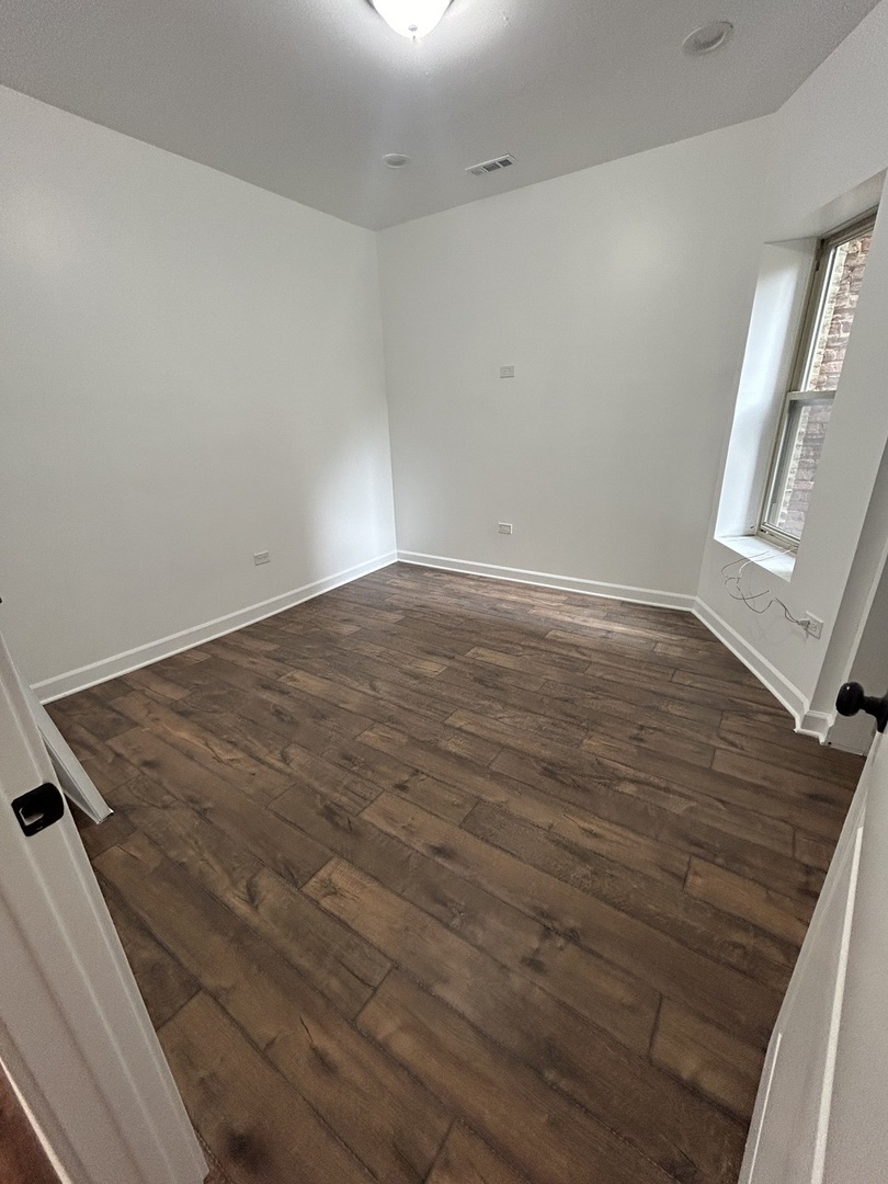 6016 S Saint Lawrence Avenue #1, Chicago, IL 60637