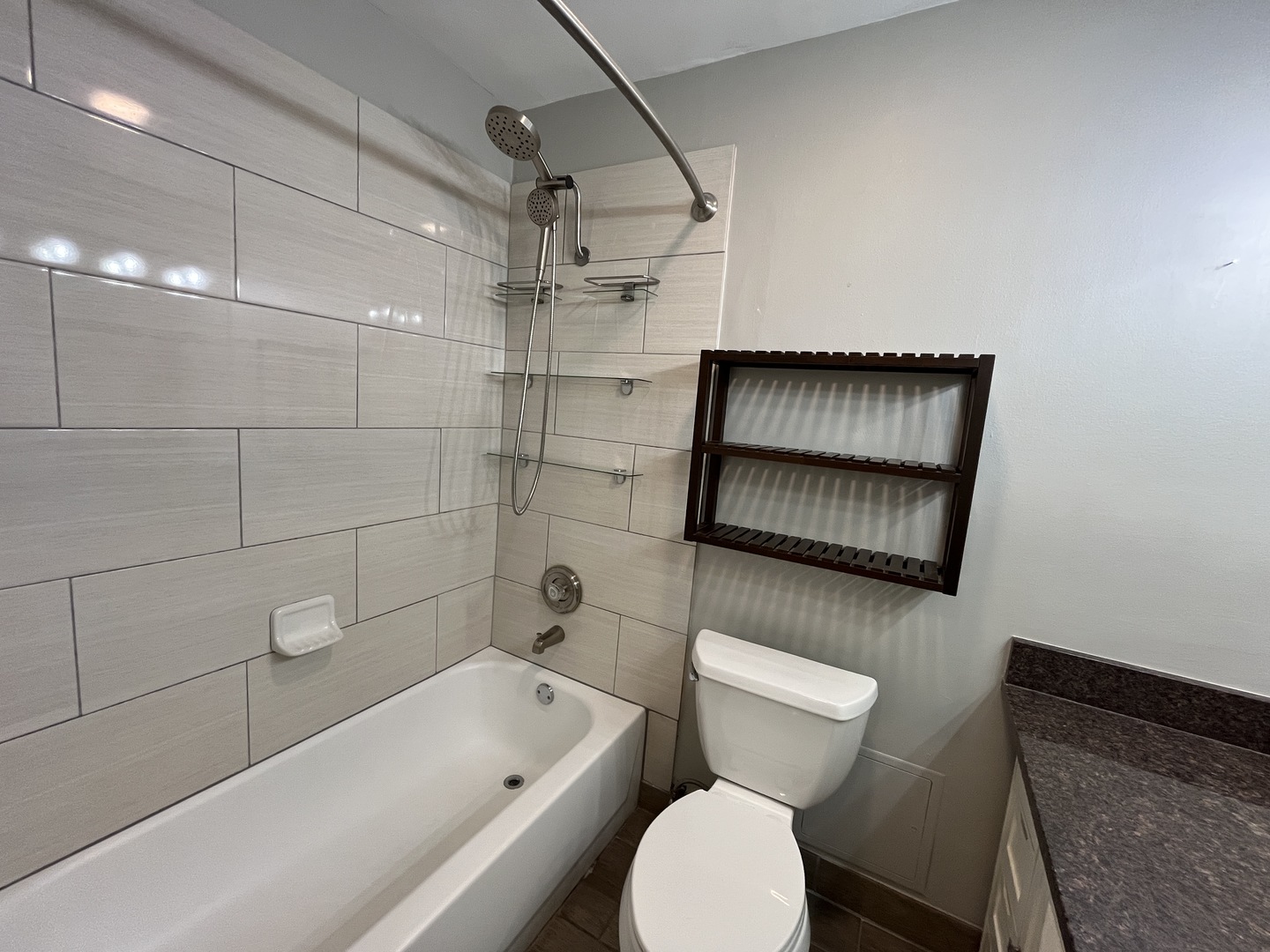 1811 FOUR LAKES Avenue #1H, Lisle, IL 60532