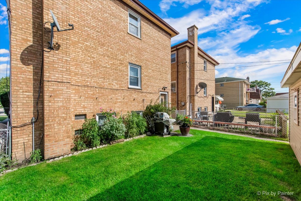 2424 N 77th Court #2, Elmwood Park, IL 60707