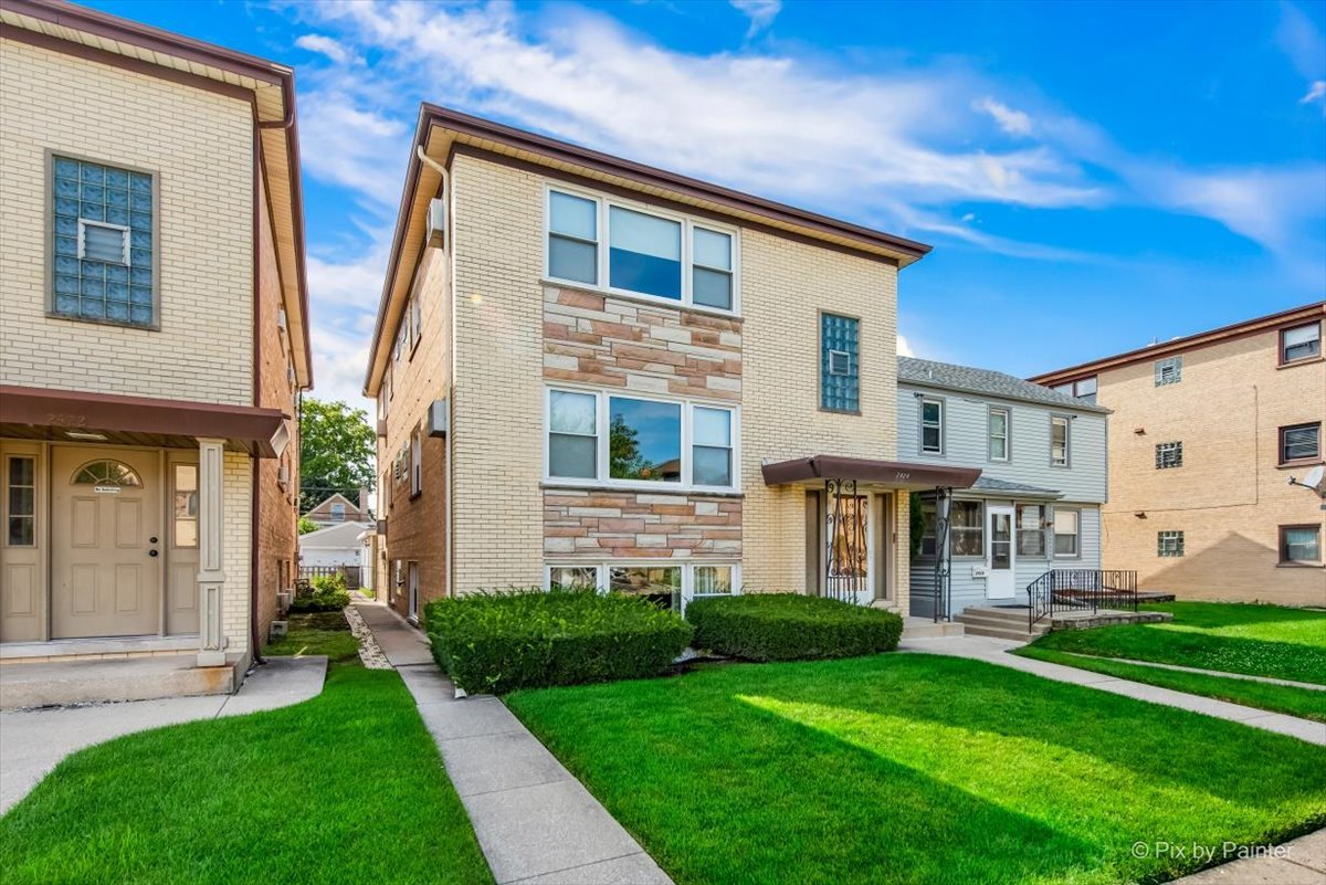 2424 N 77th Court #2, Elmwood Park, IL 60707