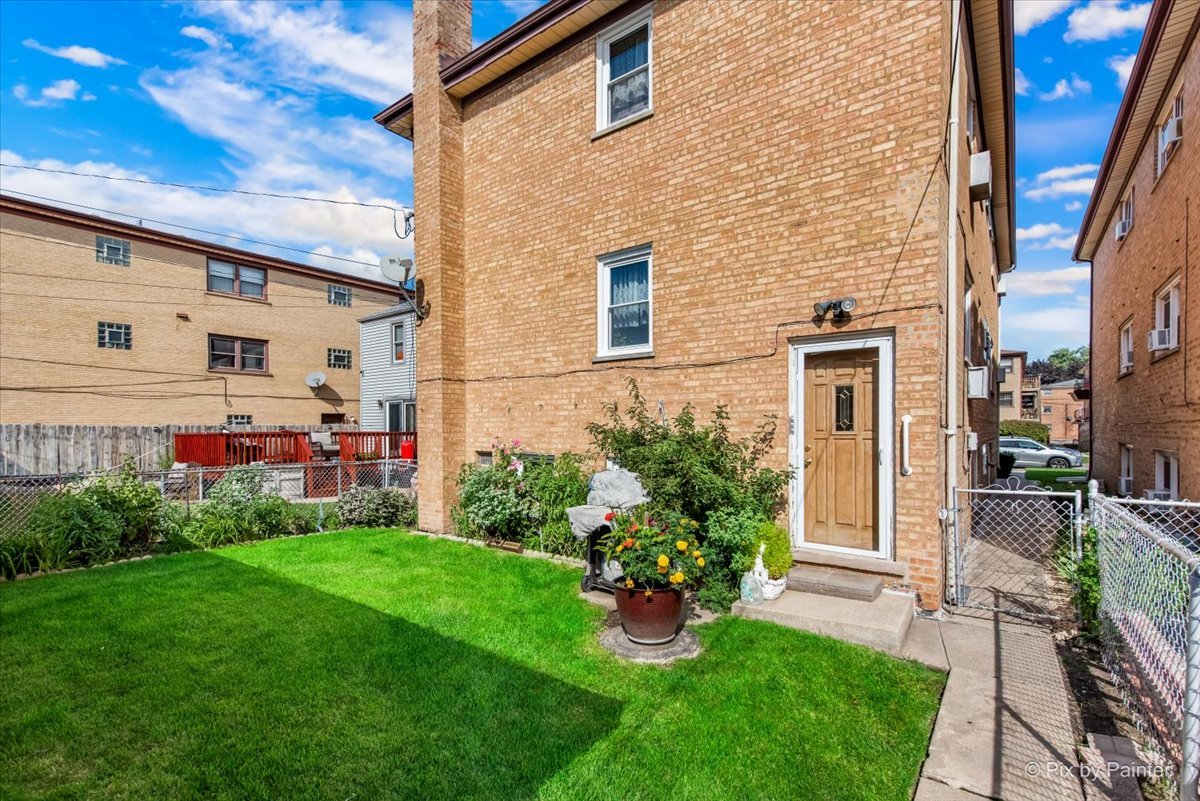 2424 N 77th Court #2, Elmwood Park, IL 60707