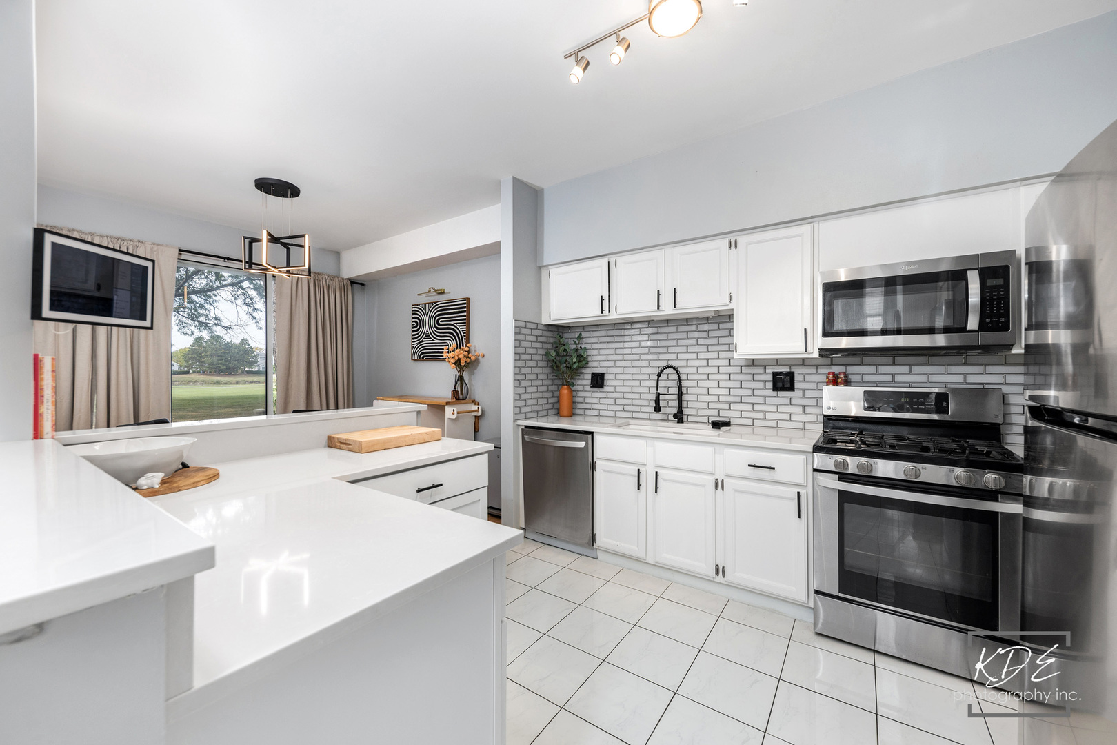 1500 Golfview Court, Glendale Heights, IL 60139