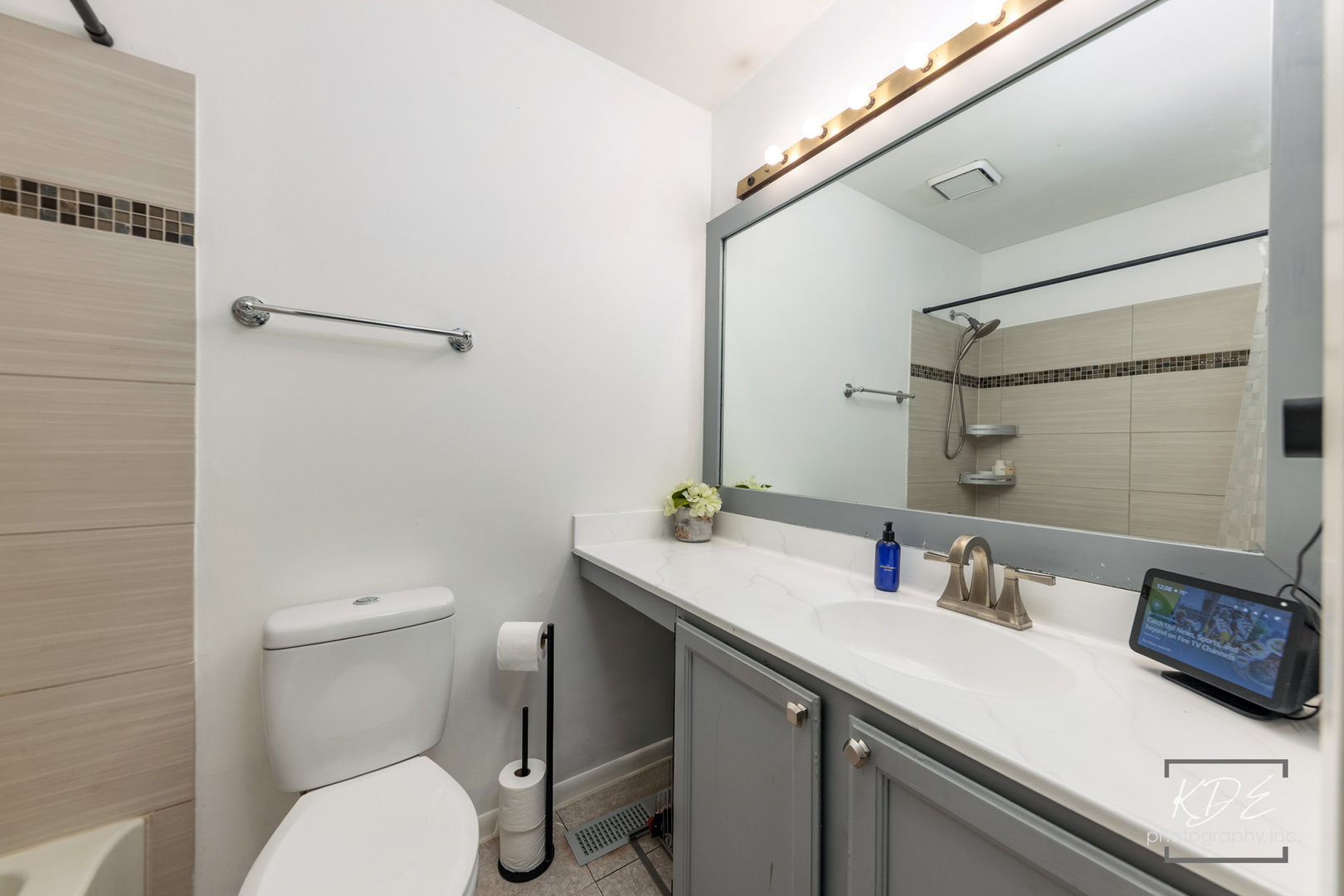 1500 Golfview Court, Glendale Heights, IL 60139