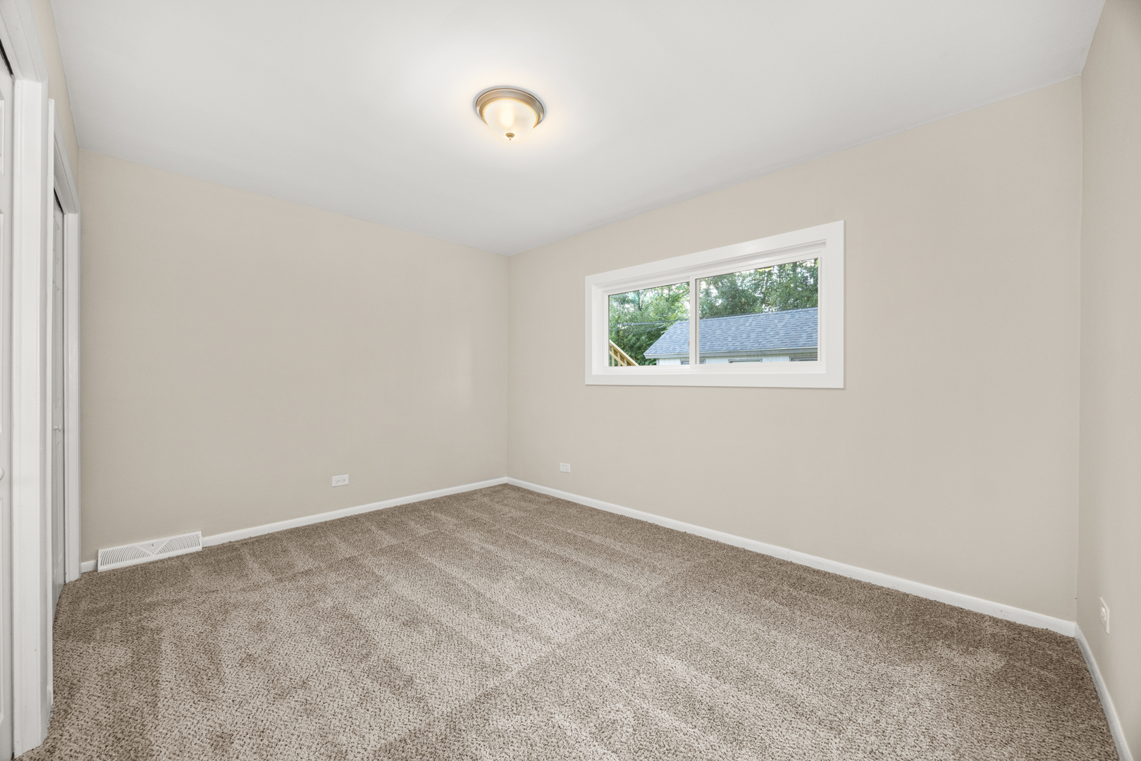 17212 Hawthorne Road, East Hazel Crest, IL 60429