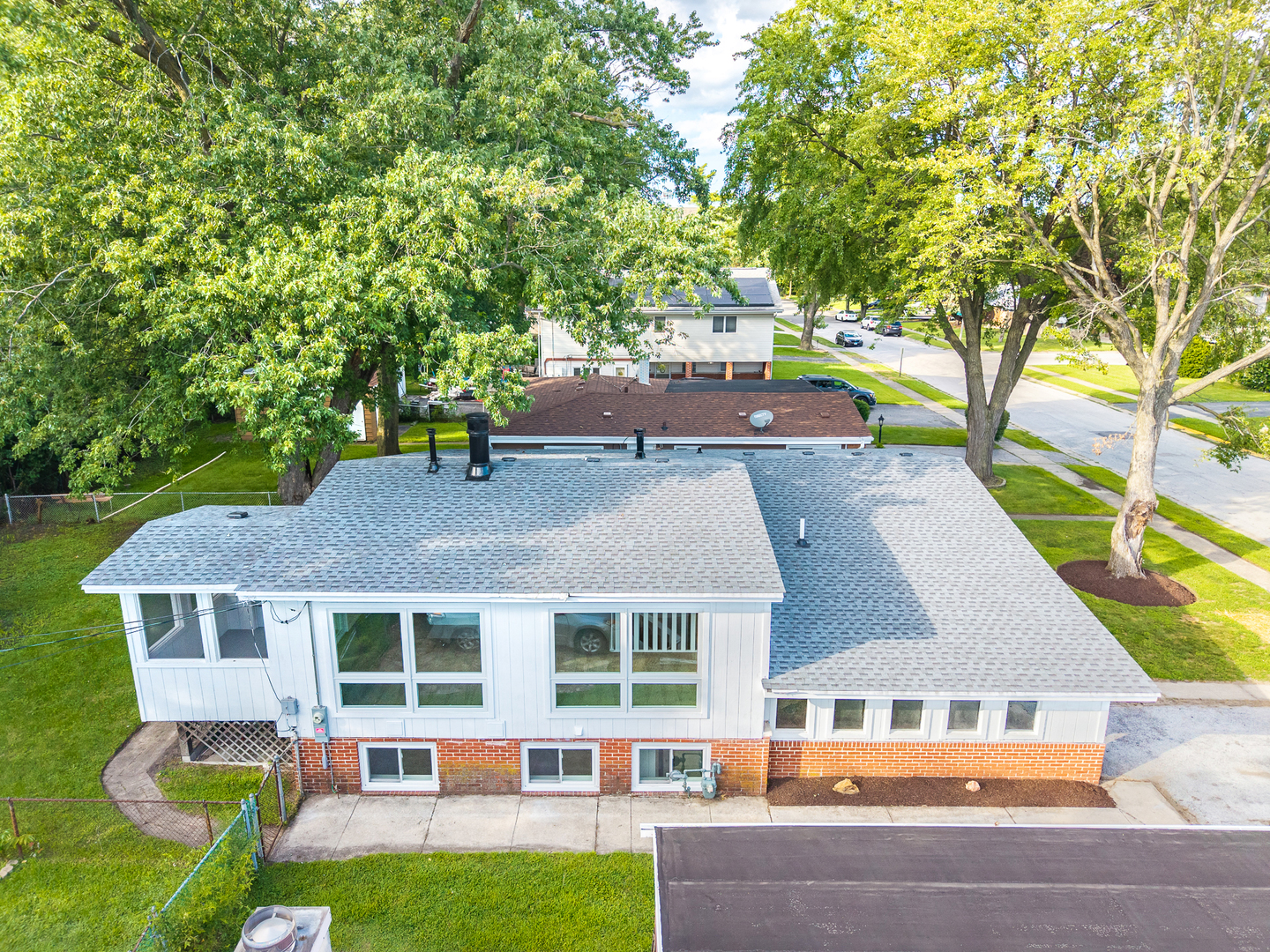 17212 Hawthorne Road, East Hazel Crest, IL 60429