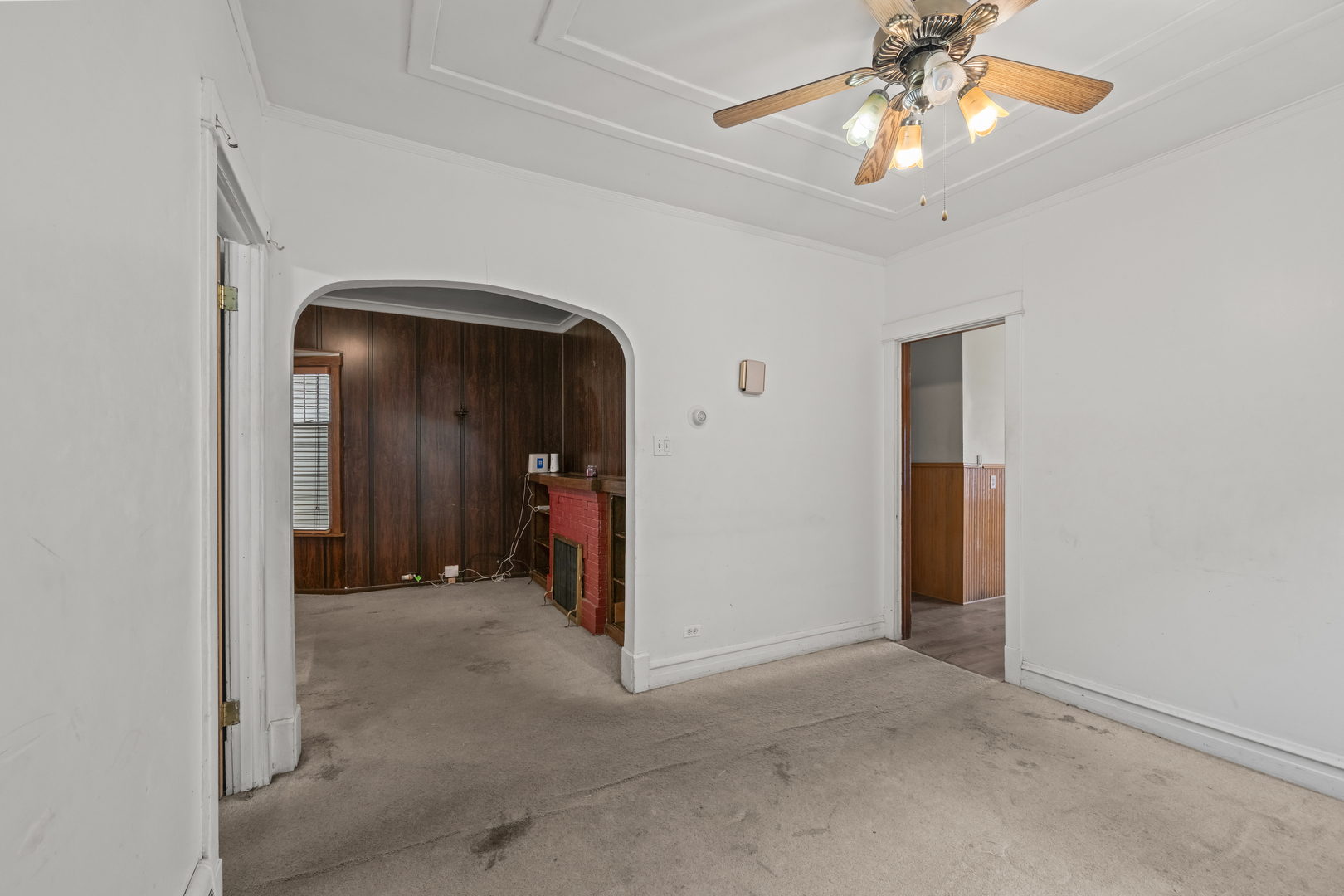 5249 W Berteau Avenue, Chicago, IL 60641