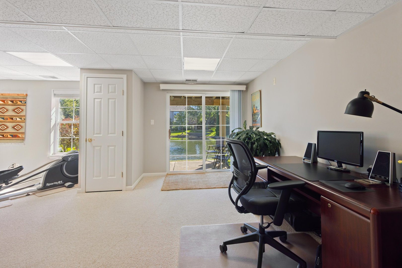 6213 Edgebrook Lane, Indian Head Park, IL 60525