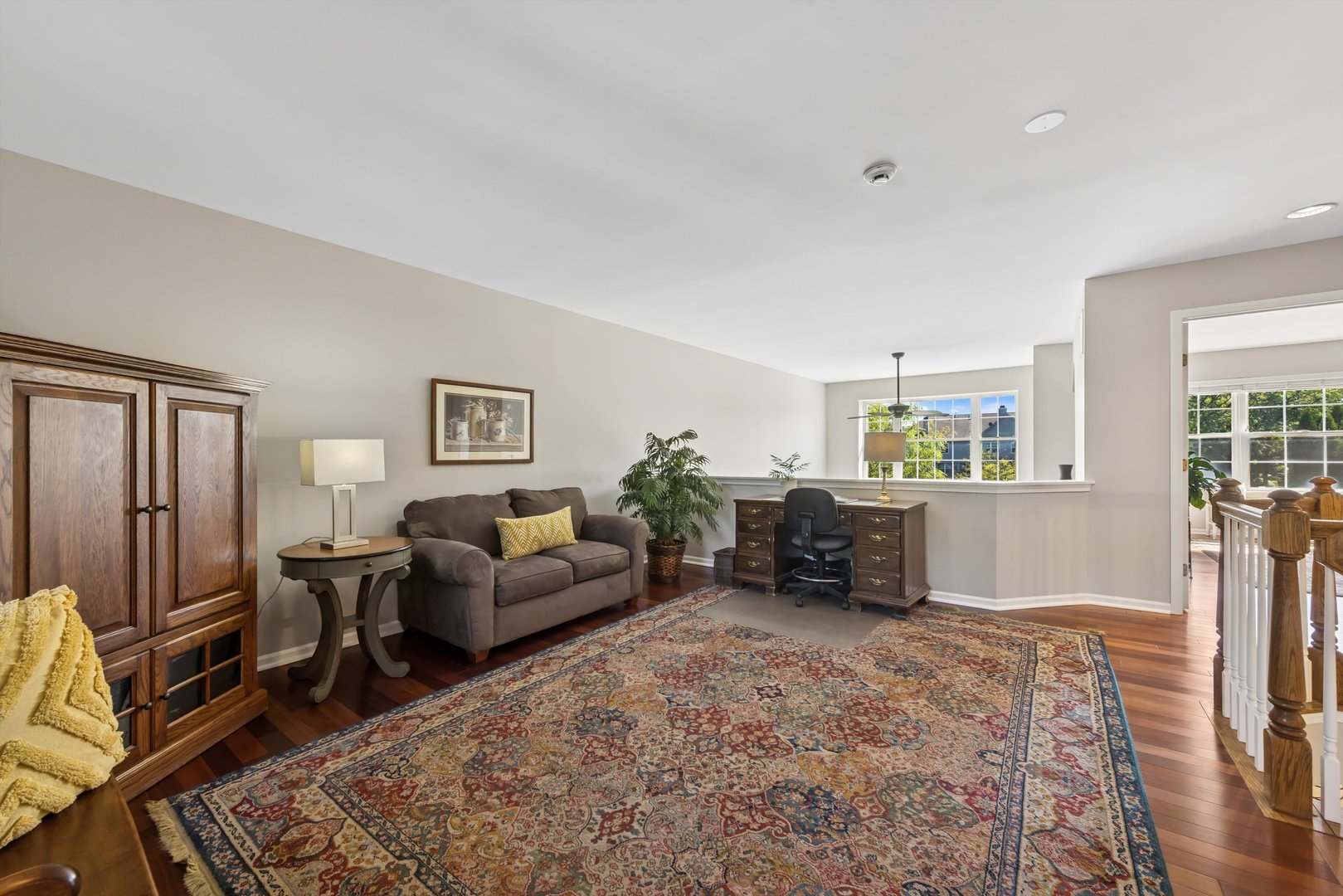 6213 Edgebrook Lane, Indian Head Park, IL 60525