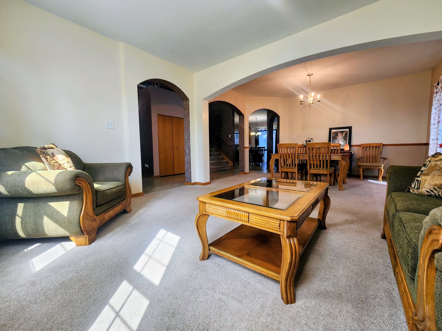1612 Whisper Glen Drive, Plainfield, IL 60586