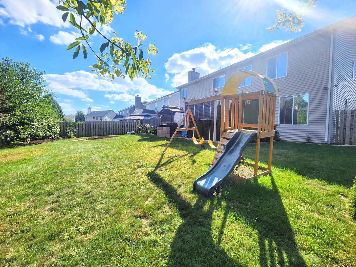 1612 Whisper Glen Drive, Plainfield, IL 60586