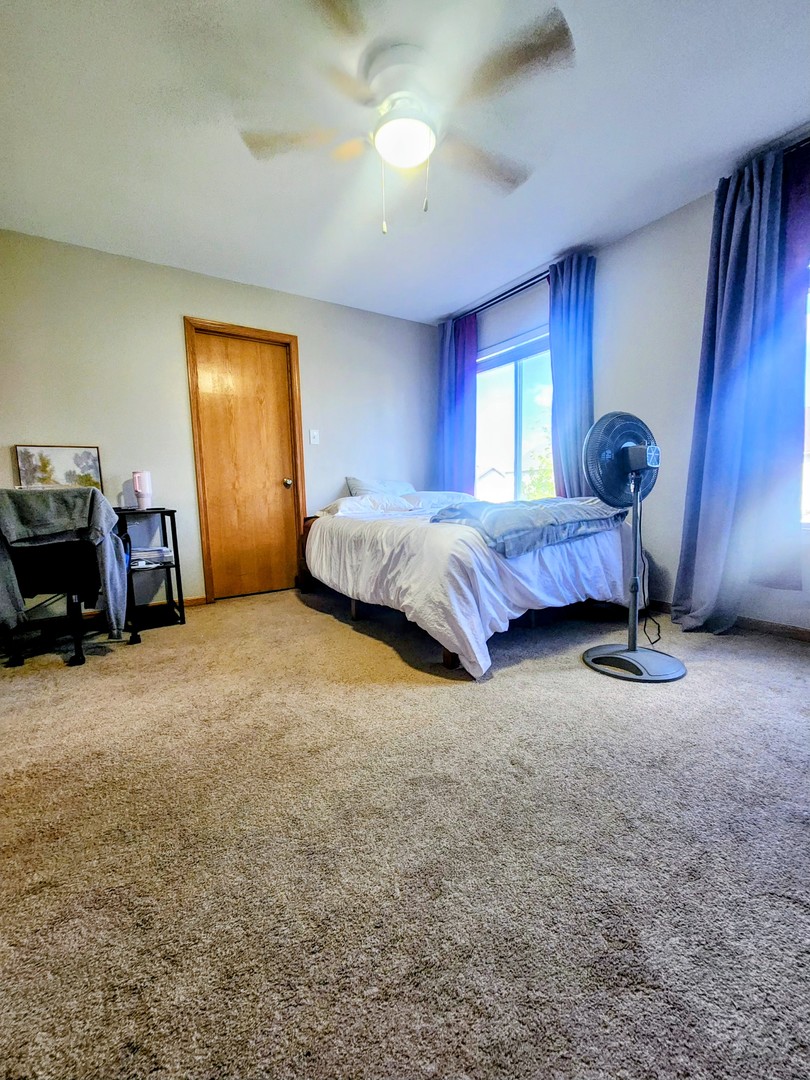 1612 Whisper Glen Drive, Plainfield, IL 60586