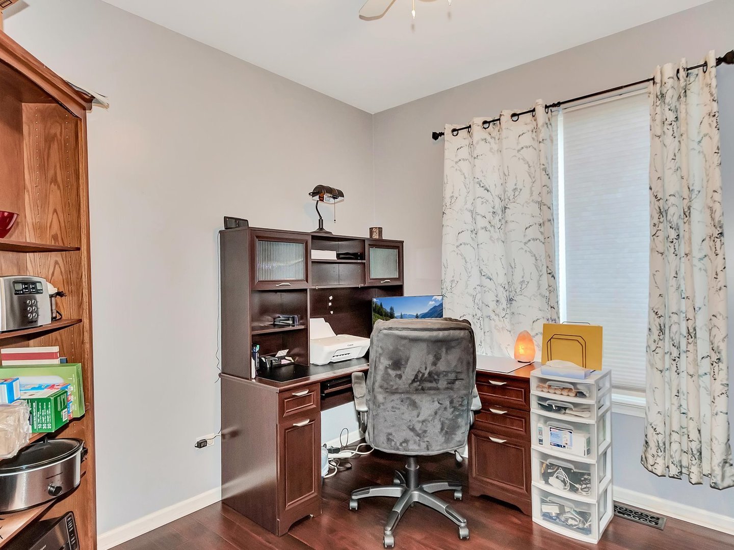 1612 Whisper Glen Drive, Plainfield, IL 60586