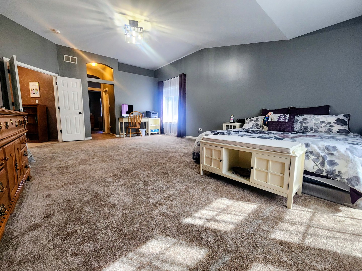 1612 Whisper Glen Drive, Plainfield, IL 60586