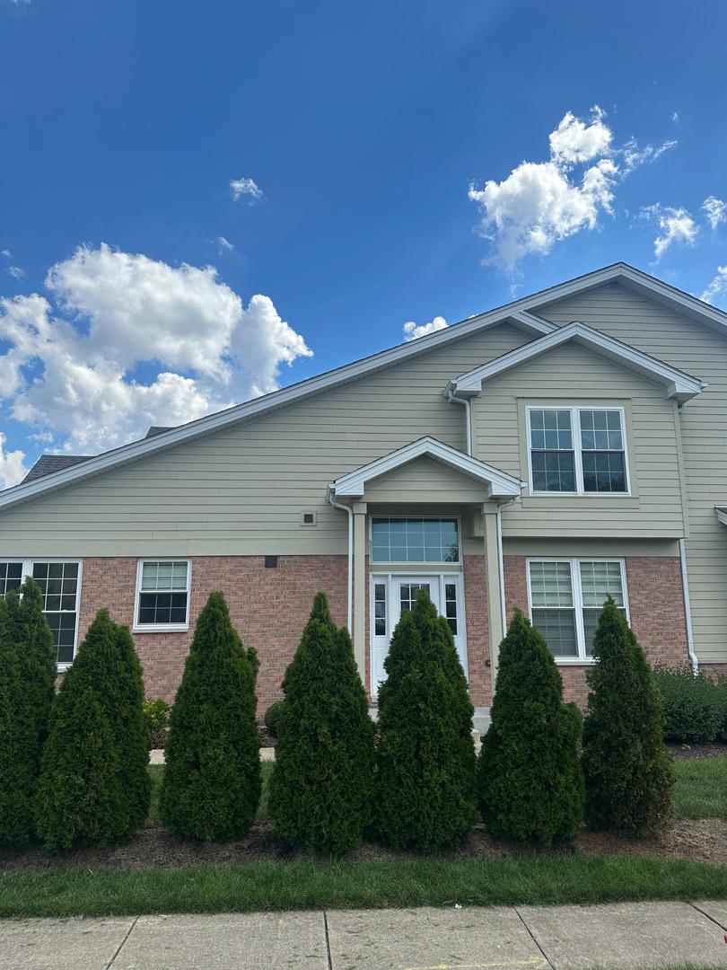 8408 Dawn Lane, Darien, IL 60561