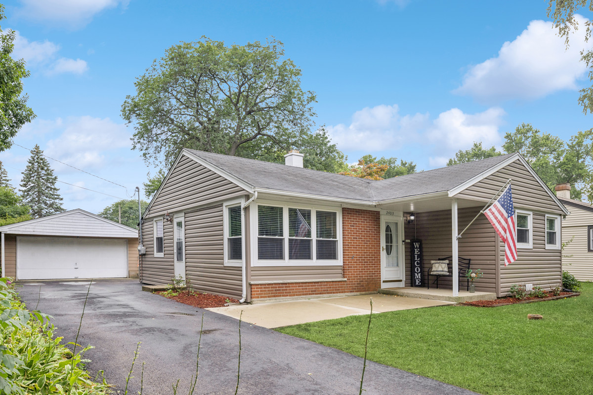 2403 South Street, Rolling Meadows, IL 60008