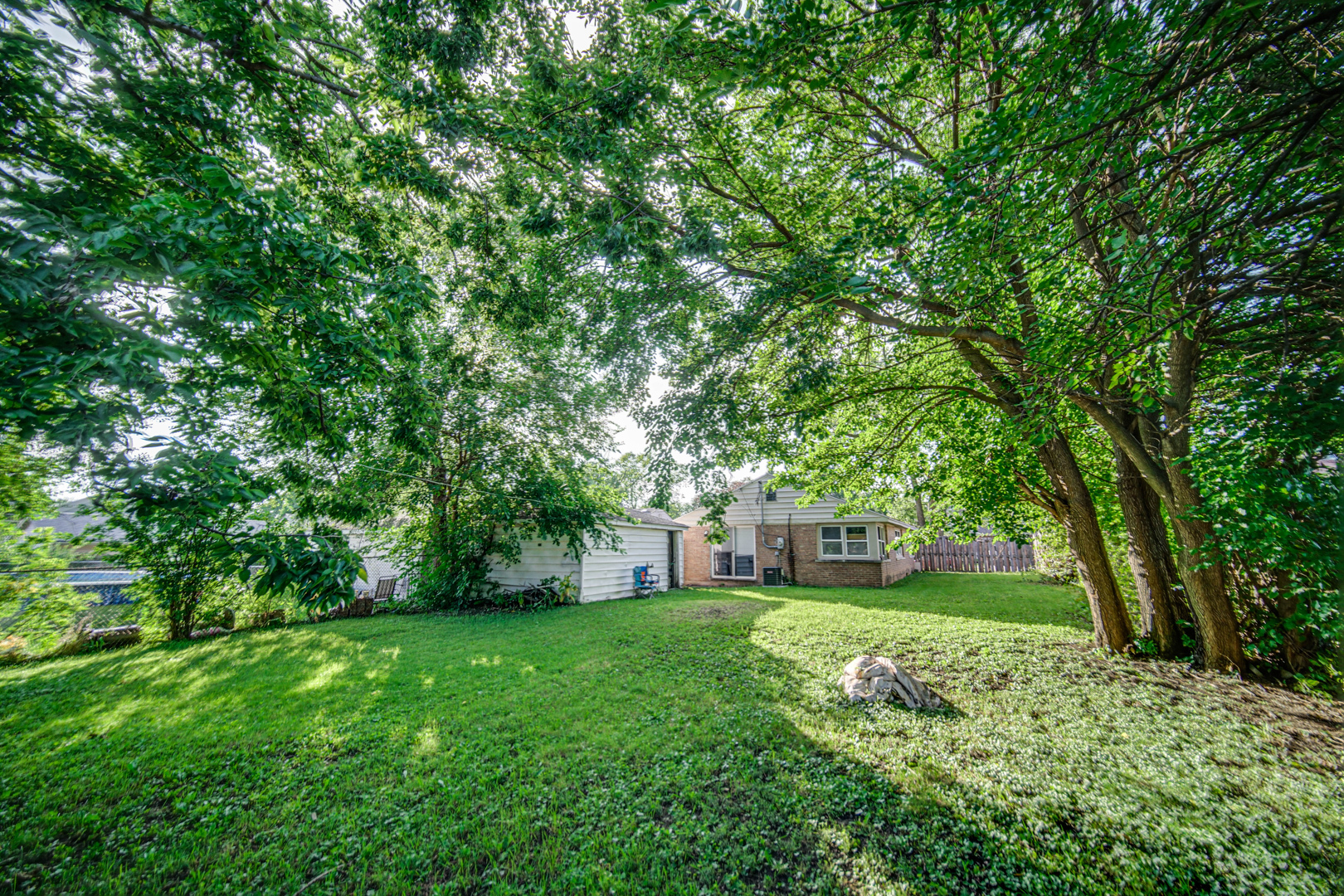 9953 Elm Circle Drive, Oak Lawn, IL 60453