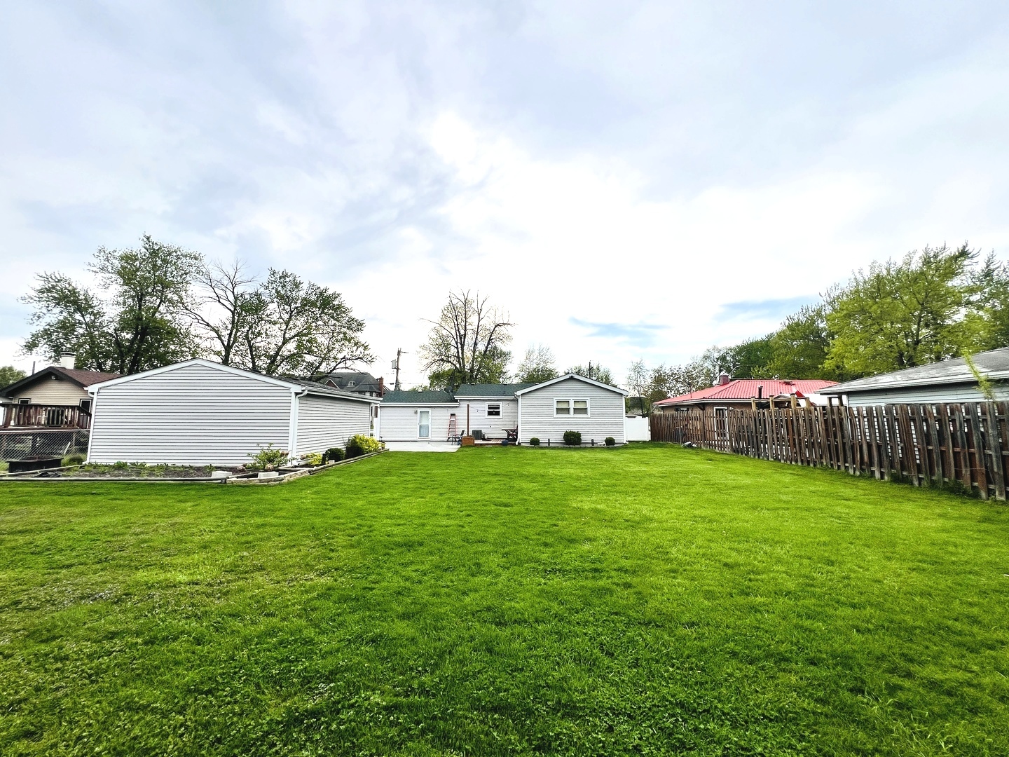 8605 Leclaire Avenue, Burbank, IL 60459