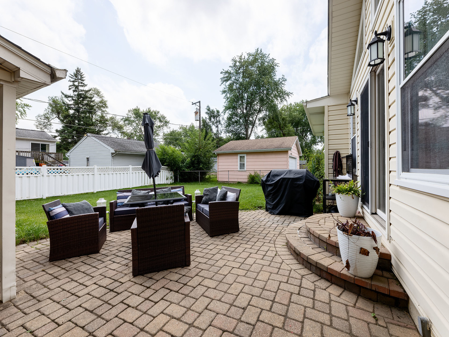 1649 Park Avenue, Hanover Park, IL 60133