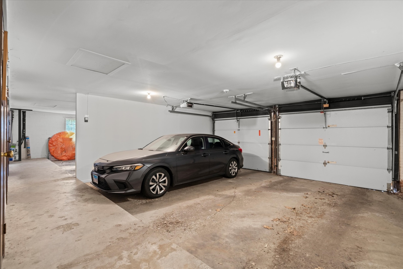 5808 Wolf Road #3, Western Springs, IL 60558