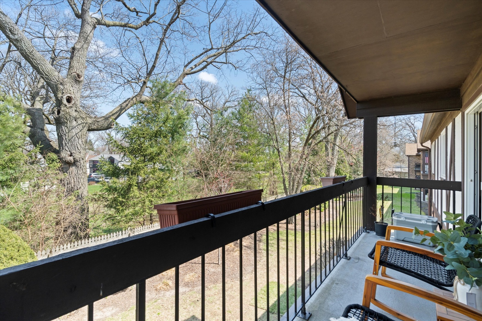 5808 Wolf Road #3, Western Springs, IL 60558