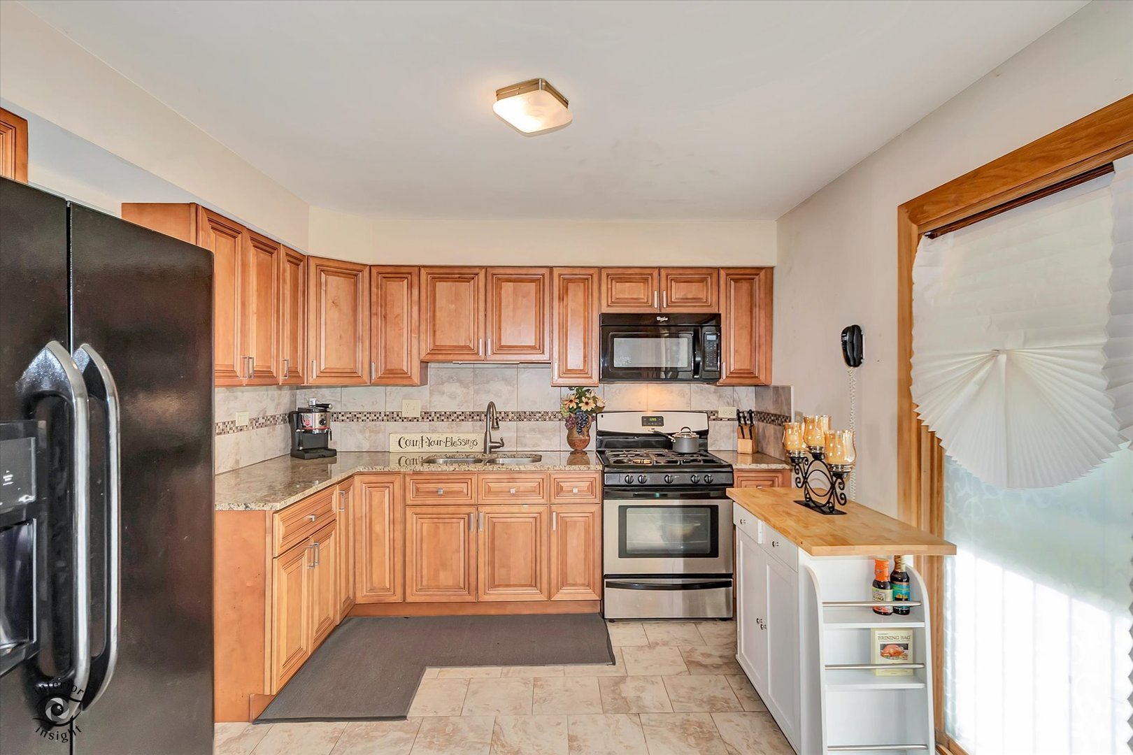 3257 Magnolia Drive, Markham, IL 60428