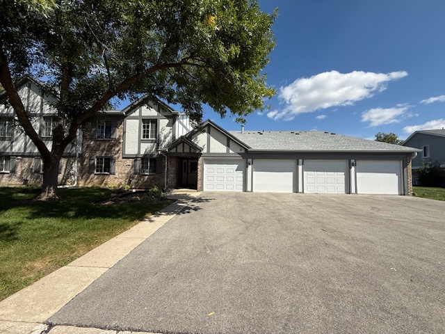 1219 Williamsport Drive #3, Westmont, IL 60559