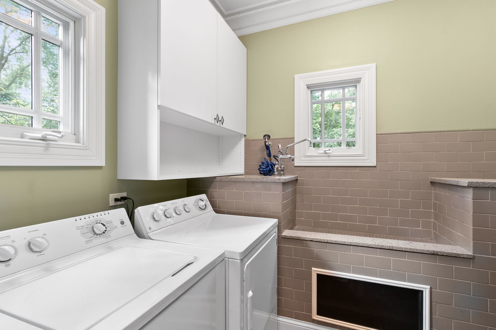 362 Downing Road, Riverside, IL 60546