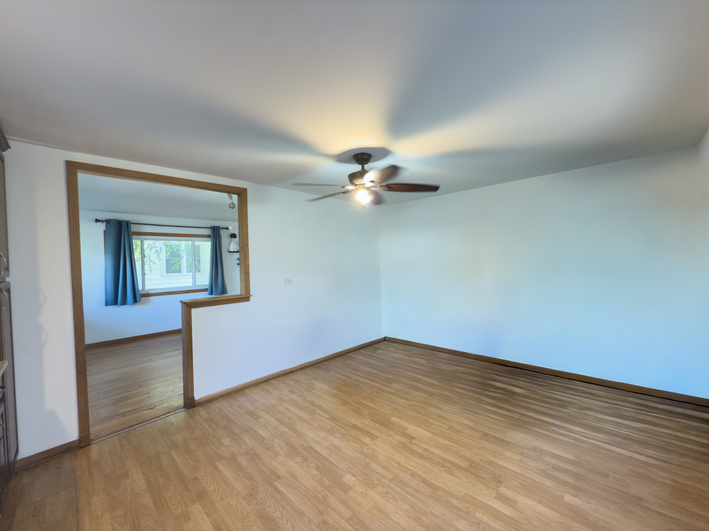 512 N Emroy Avenue, Elmhurst, IL 60126