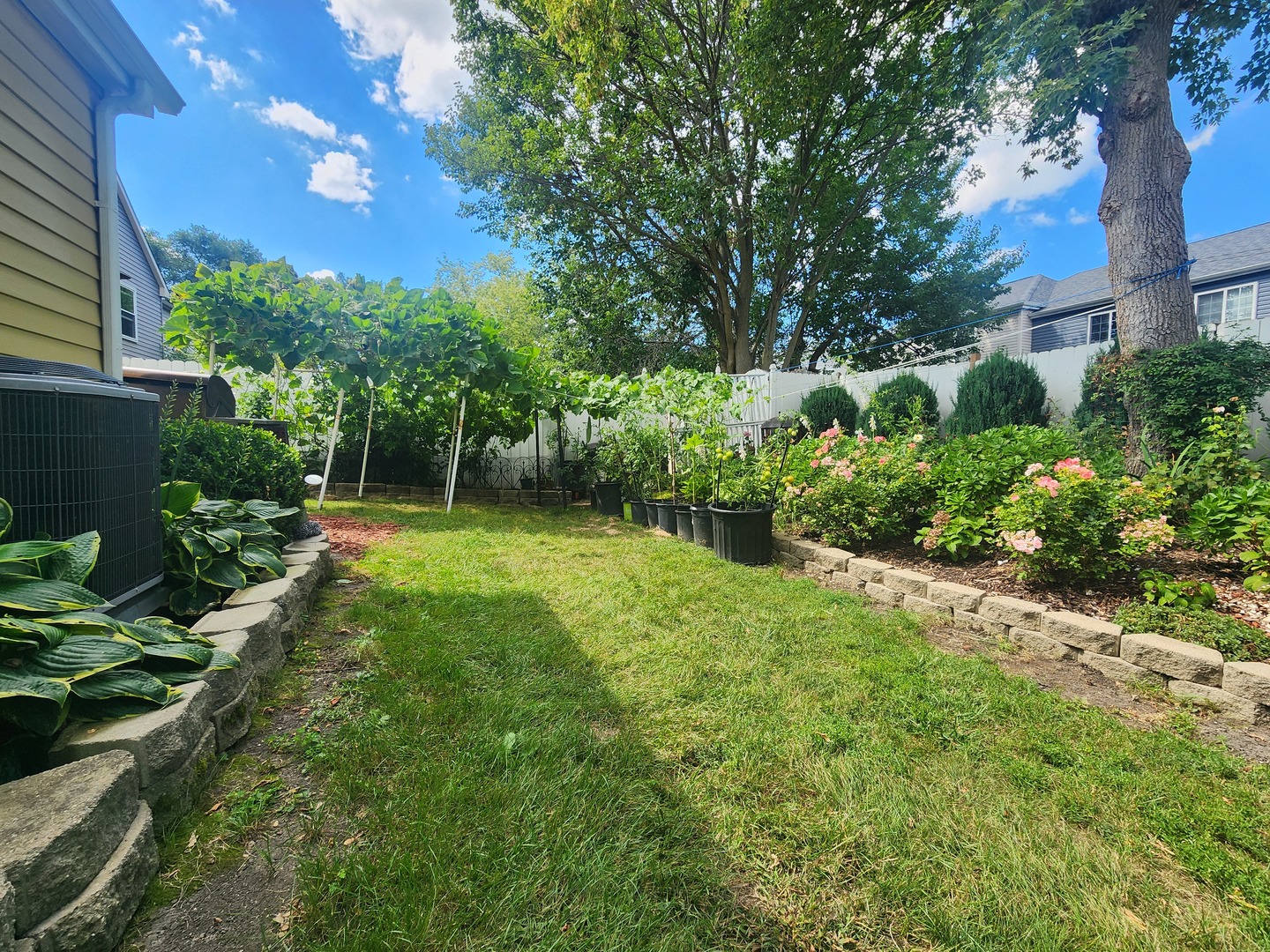 1520 Trescott Street, Mundelein, IL 60060