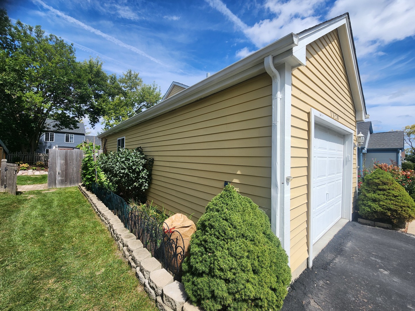 1520 Trescott Street, Mundelein, IL 60060