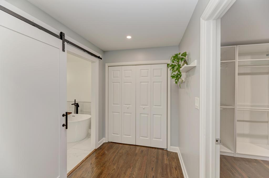 705 Potomac Avenue, Naperville, IL 60565