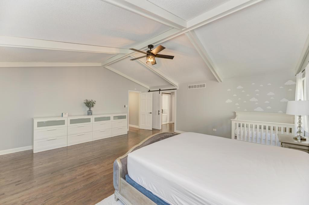 705 Potomac Avenue, Naperville, IL 60565