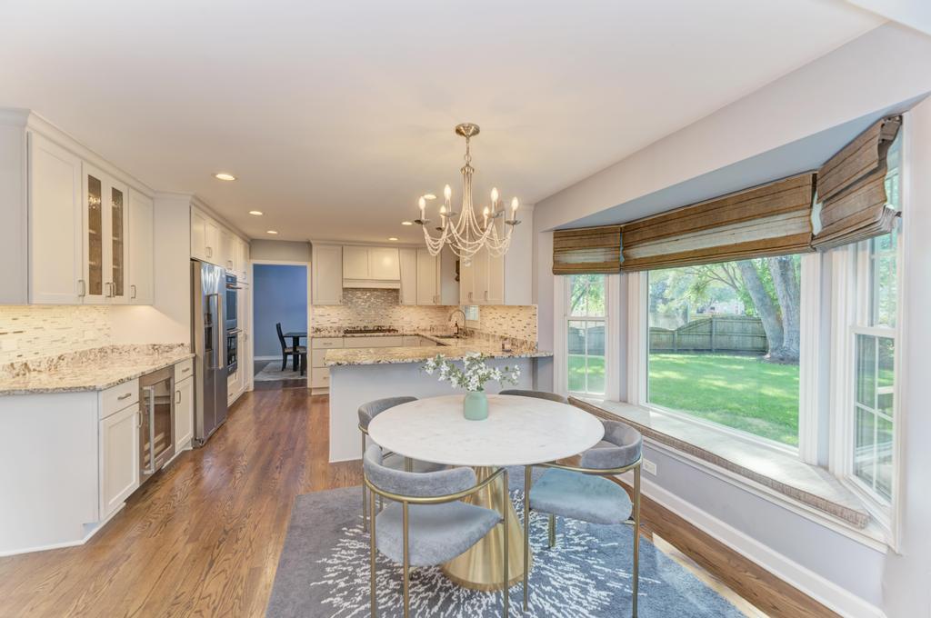 705 Potomac Avenue, Naperville, IL 60565
