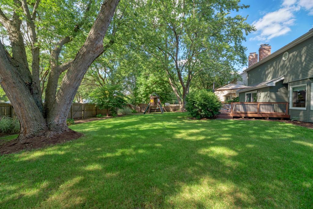 705 Potomac Avenue, Naperville, IL 60565