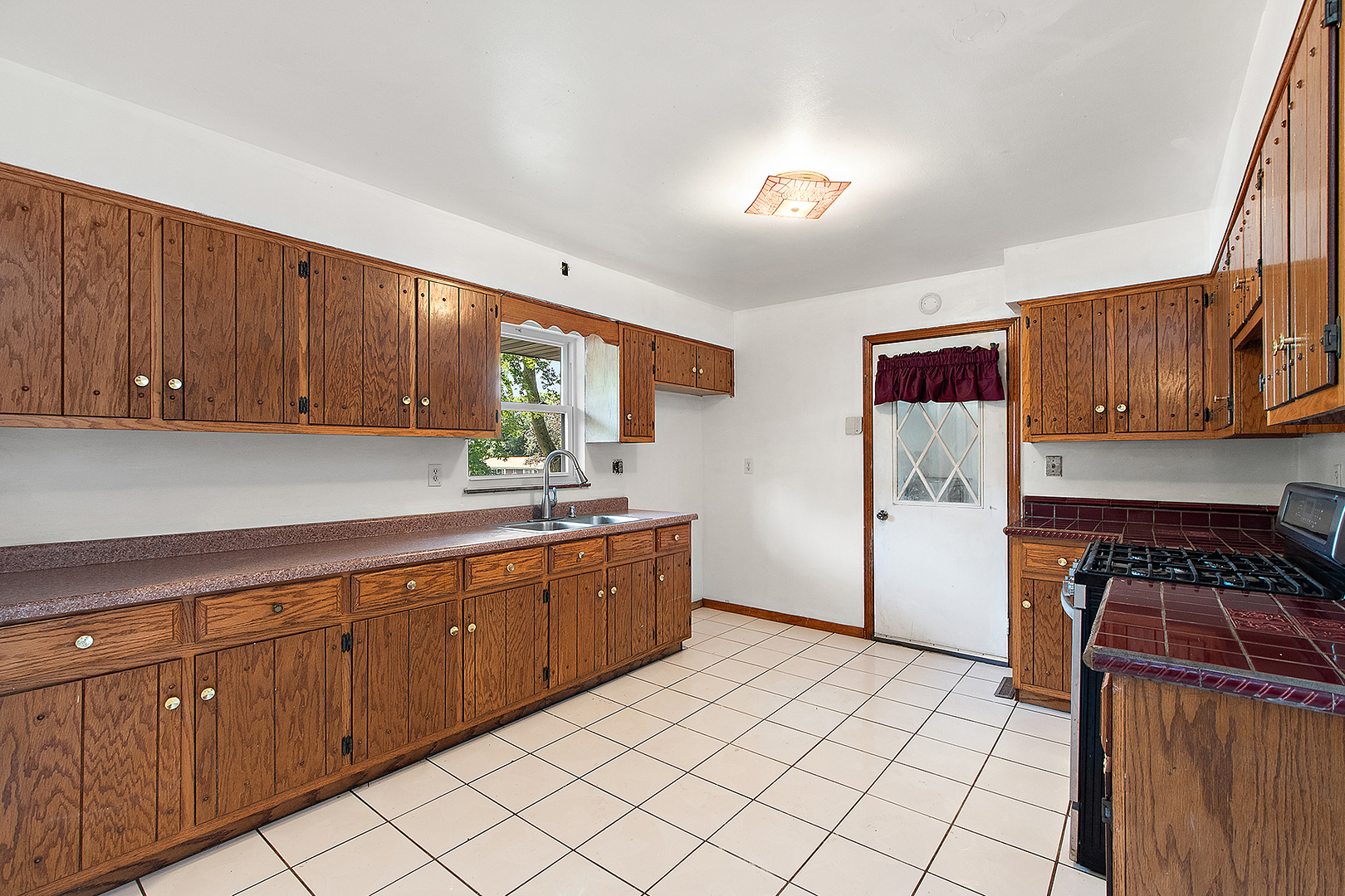 1400 Eunice Avenue, Joliet, IL 60433