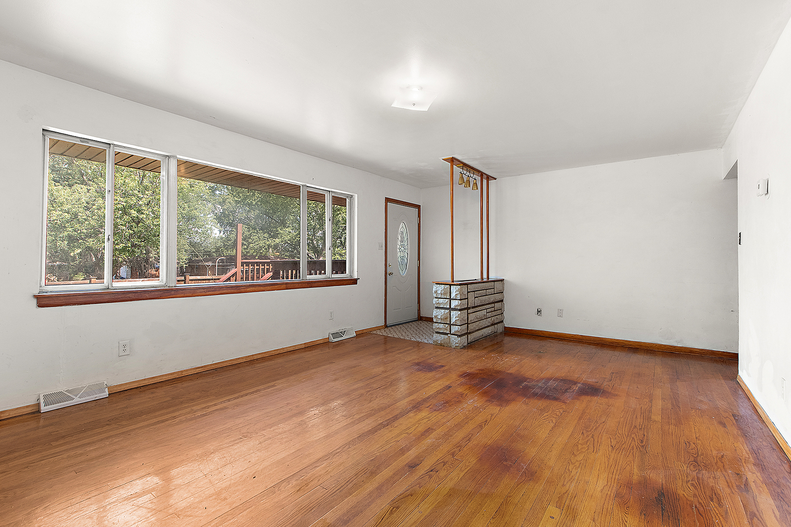 1400 Eunice Avenue, Joliet, IL 60433