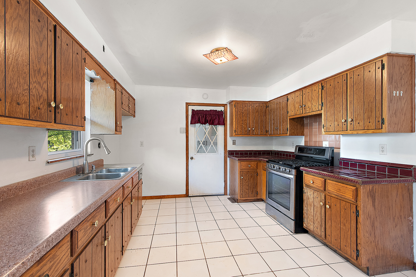 1400 Eunice Avenue, Joliet, IL 60433