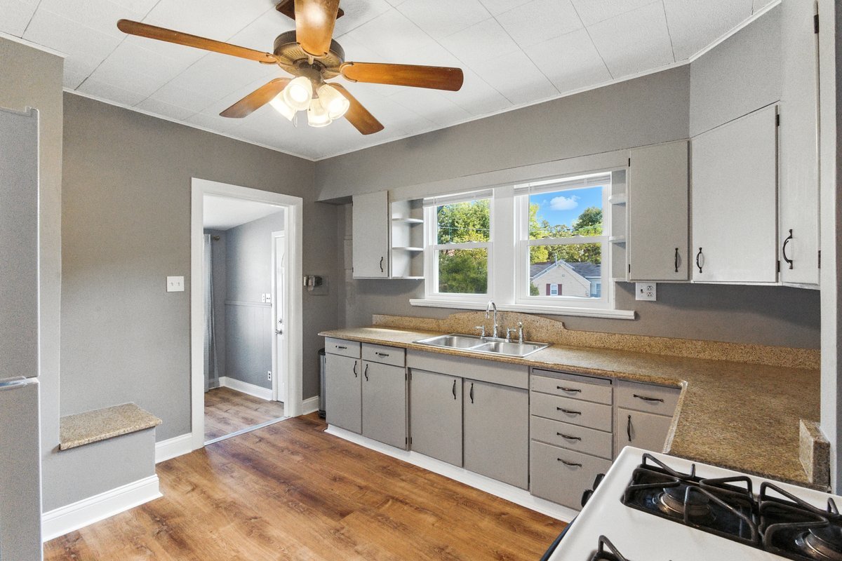 10 N Channel Drive, Round Lake Beach, IL 60073