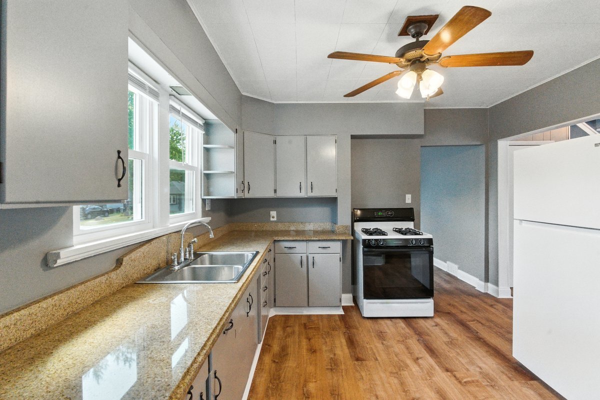 10 N Channel Drive, Round Lake Beach, IL 60073