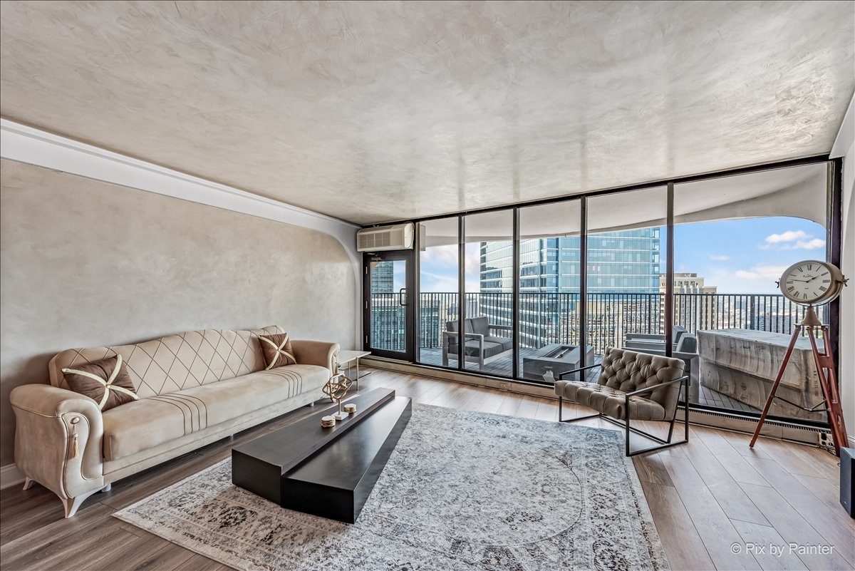 300 N State Street #5817, Chicago, IL 60654