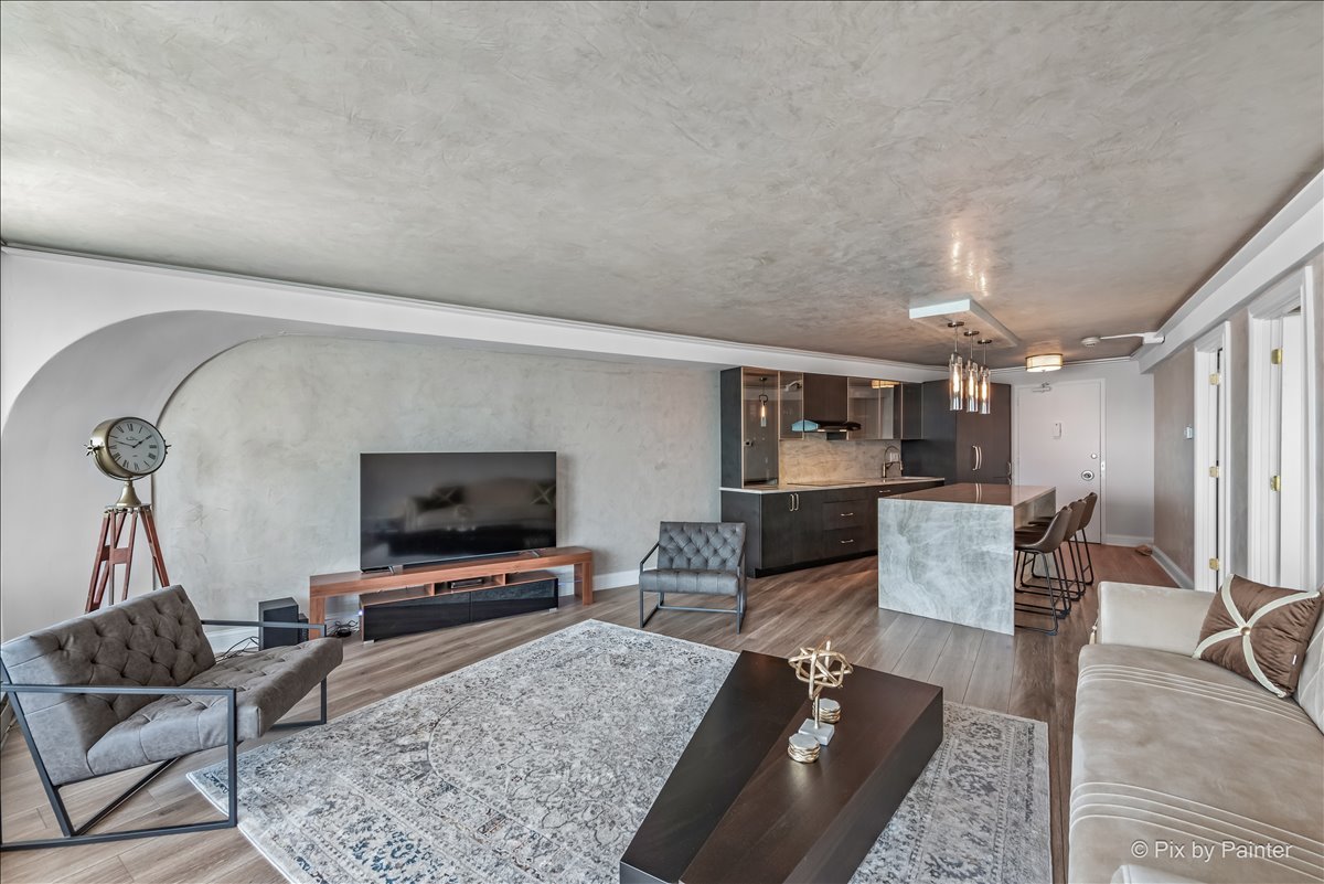300 N State Street #5817, Chicago, IL 60654