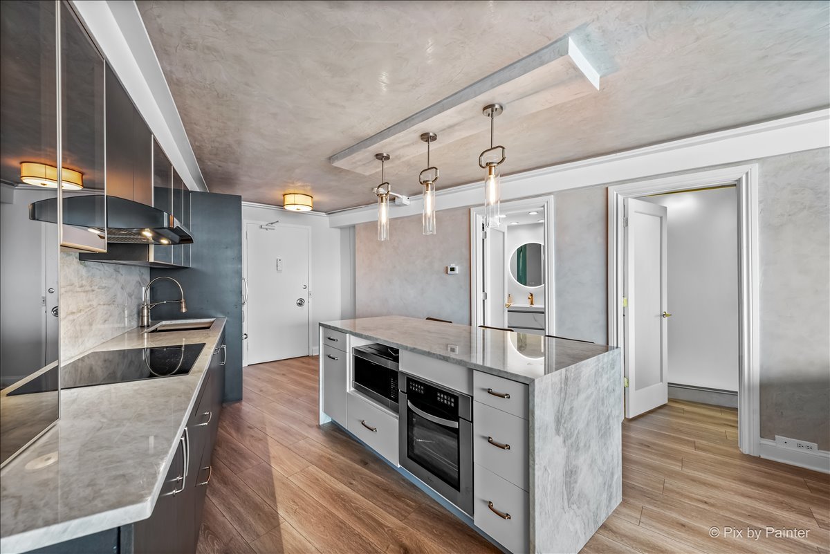 300 N State Street #5817, Chicago, IL 60654
