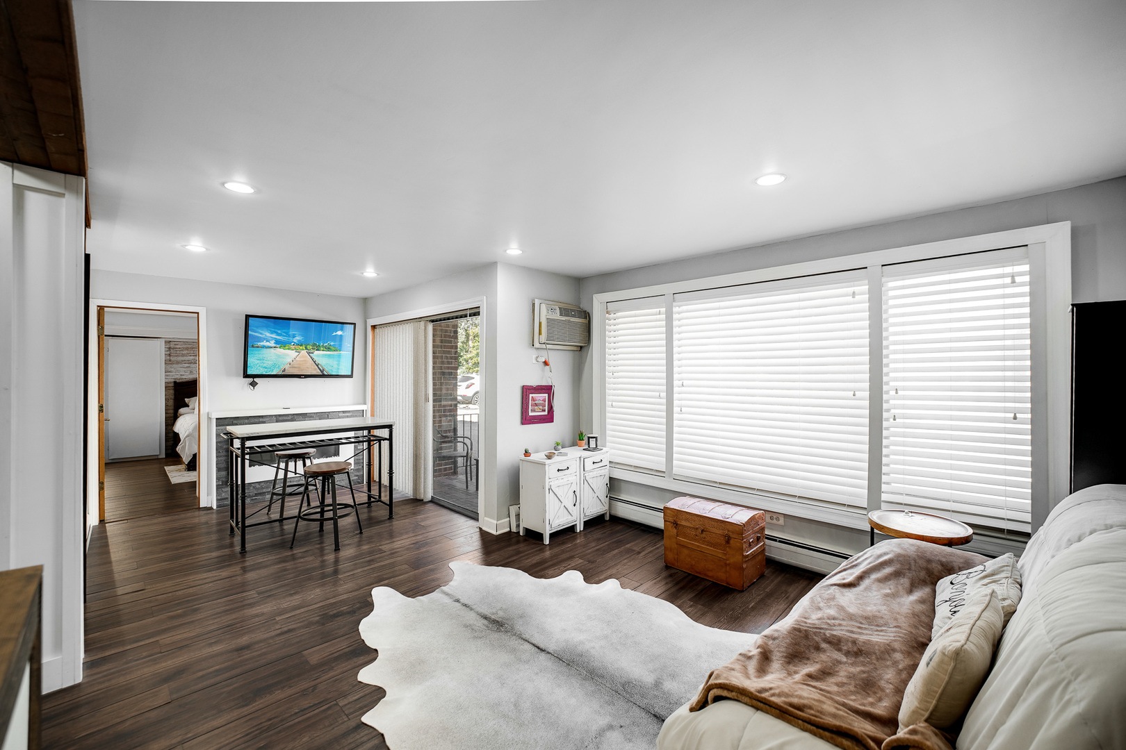 9832 Nottingham Avenue #6, Chicago Ridge, IL 60415