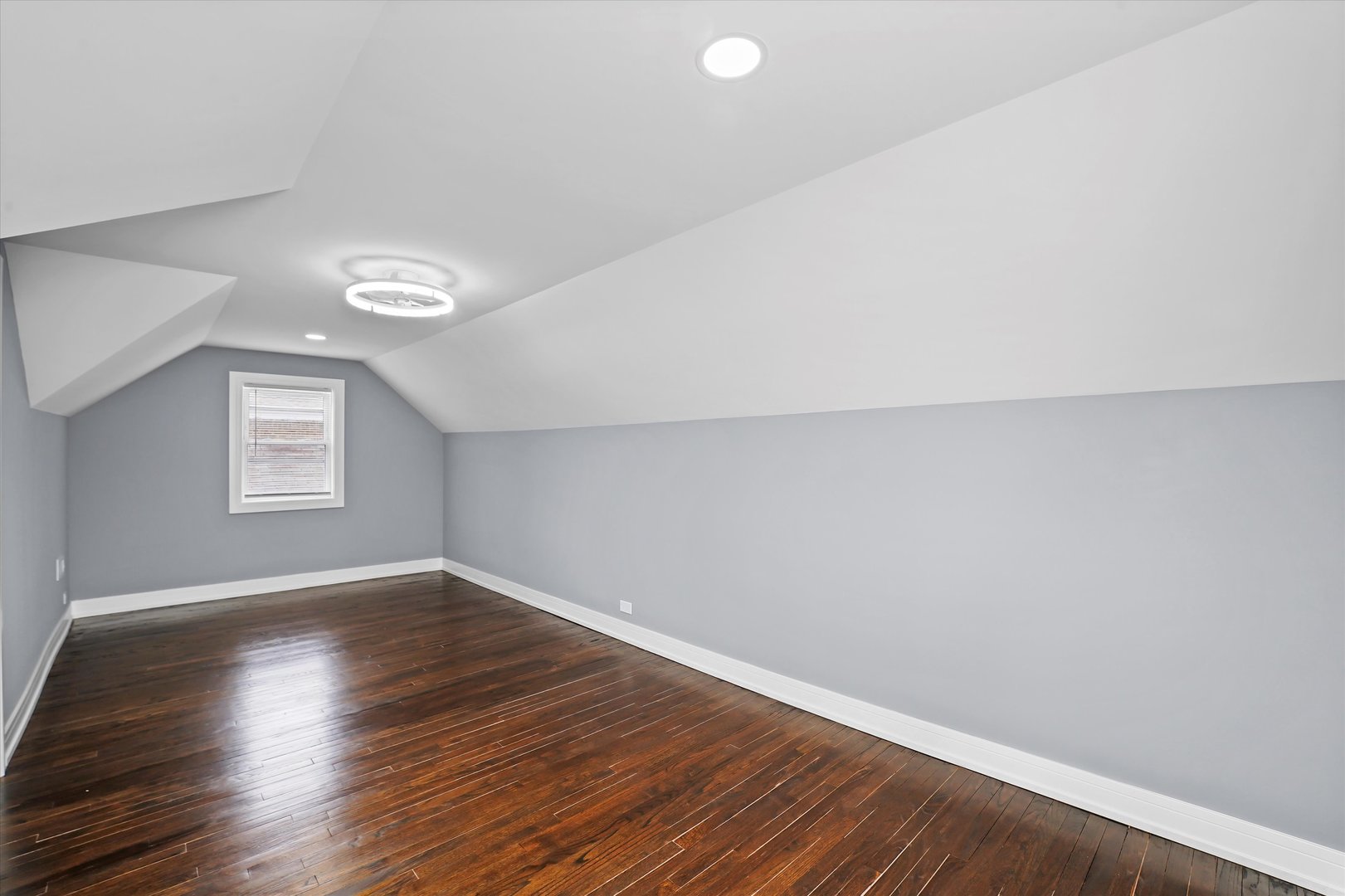 10135 S Forest Avenue, Chicago, IL 60628