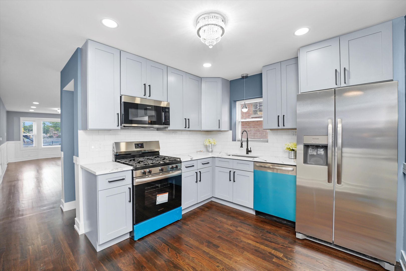 10135 S Forest Avenue, Chicago, IL 60628