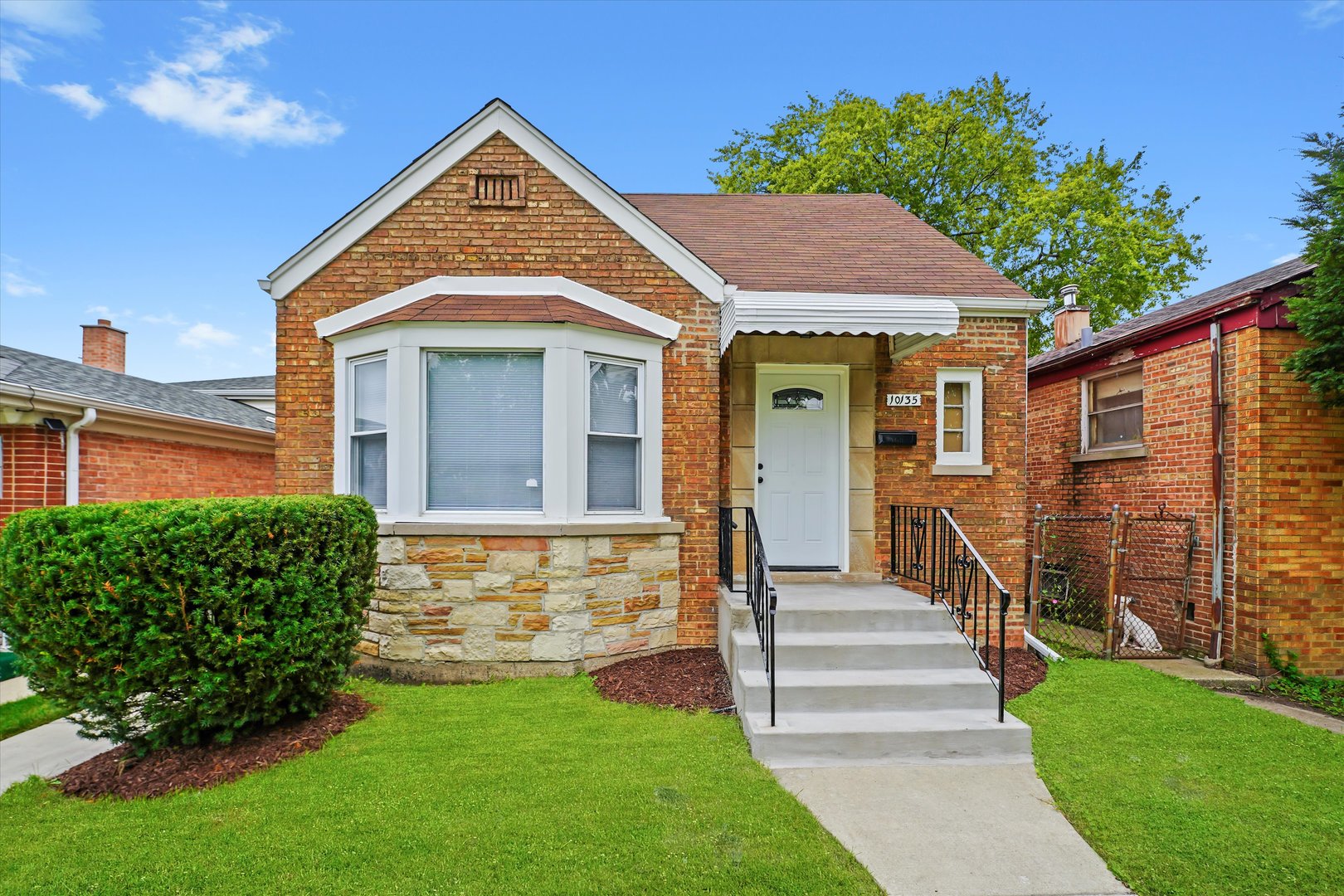 10135 S Forest Avenue, Chicago, IL 60628