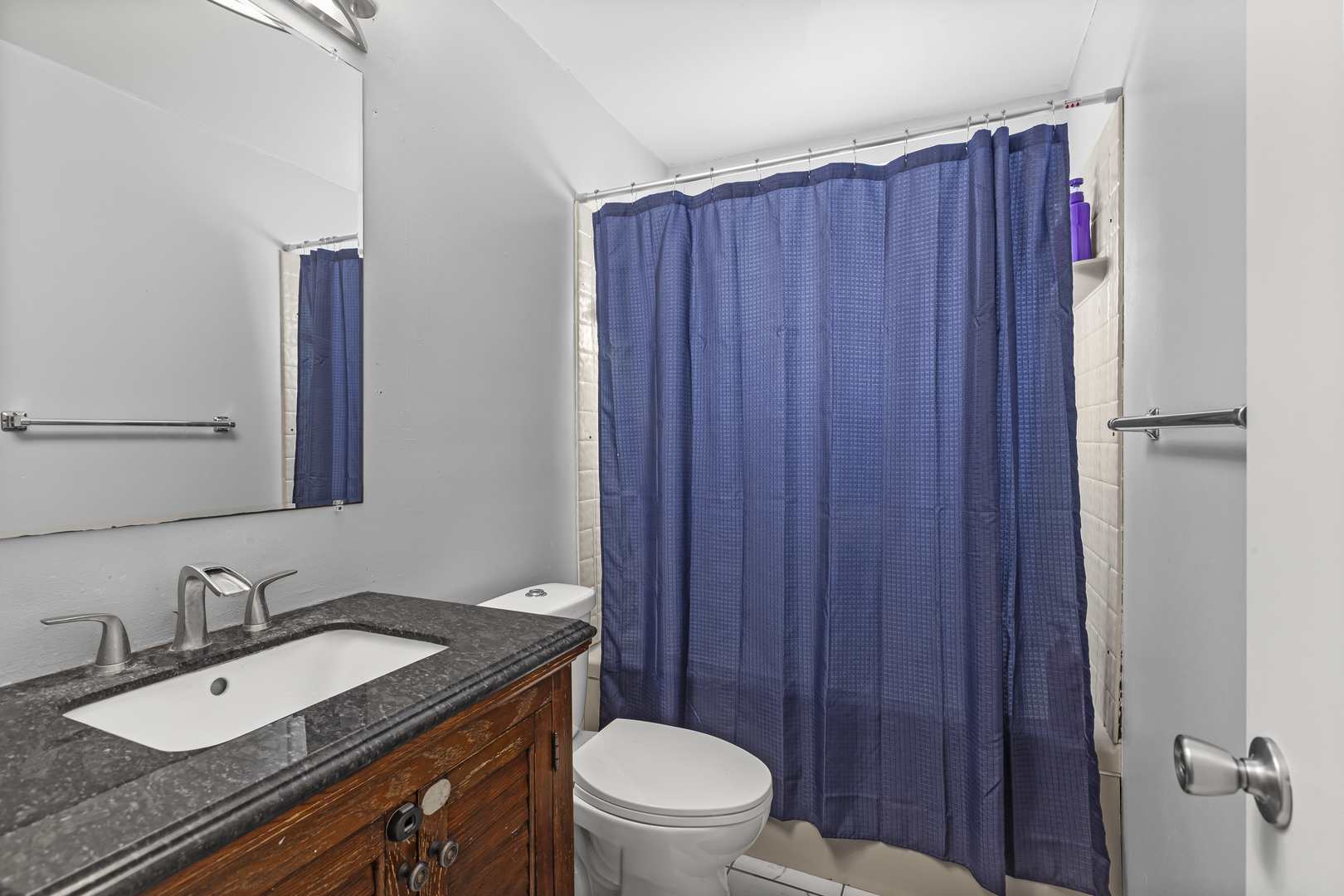 7664 Willow Avenue, Woodridge, IL 60517